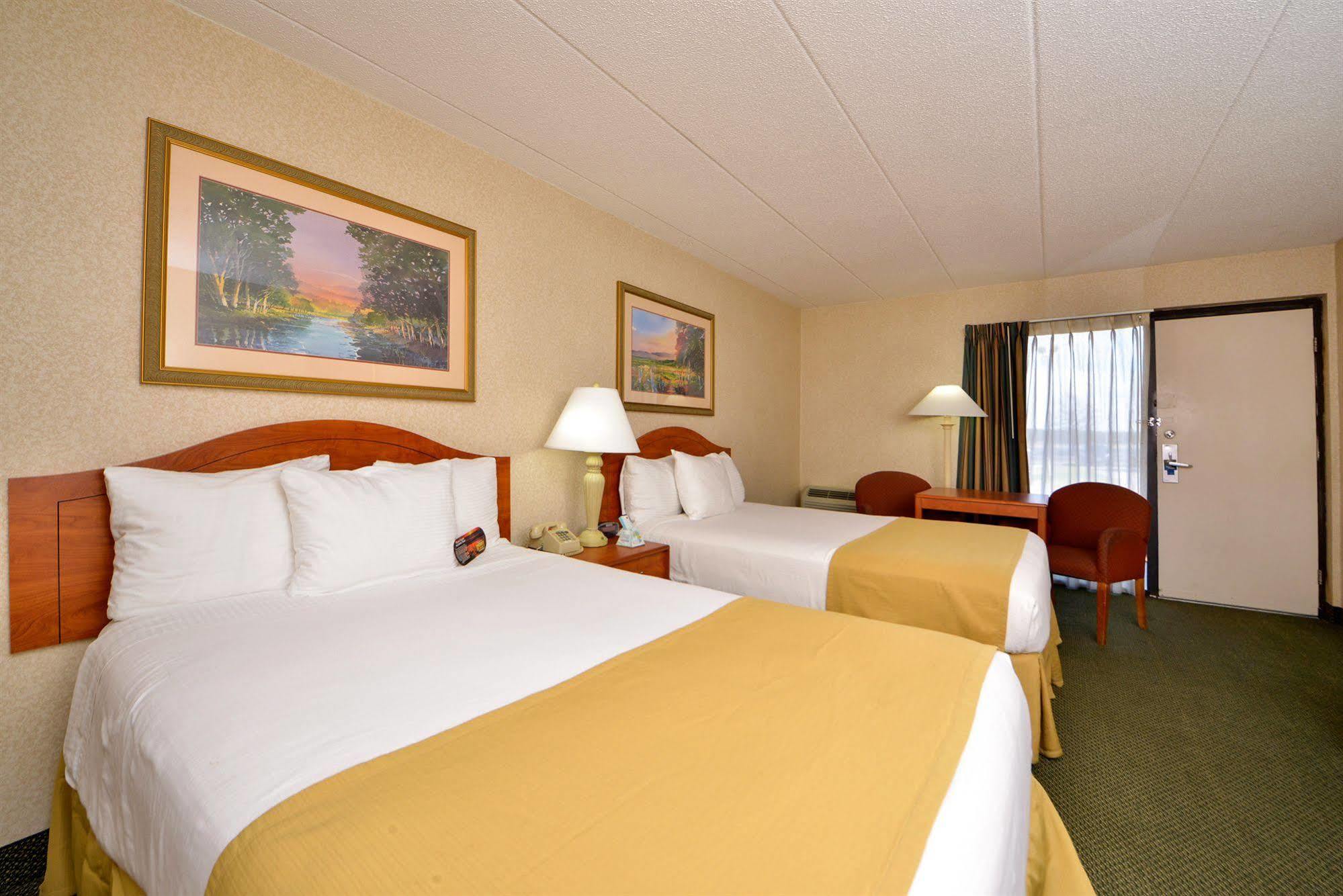 Days Inn By Wyndham Doswell \/ Kings Dominion Area Exterior photo